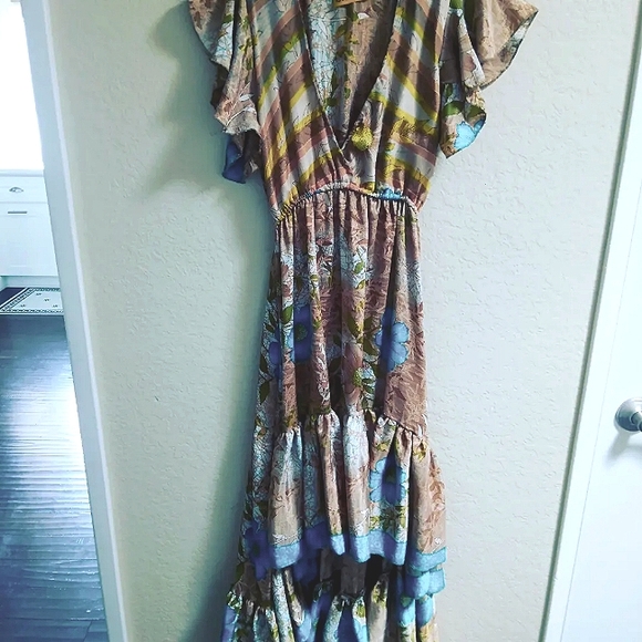 Floral silk dress - Picture 2 of 5